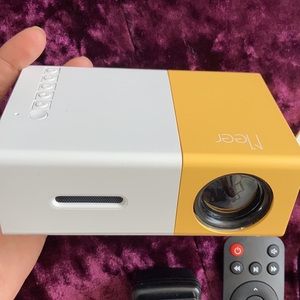LED projector (mini)